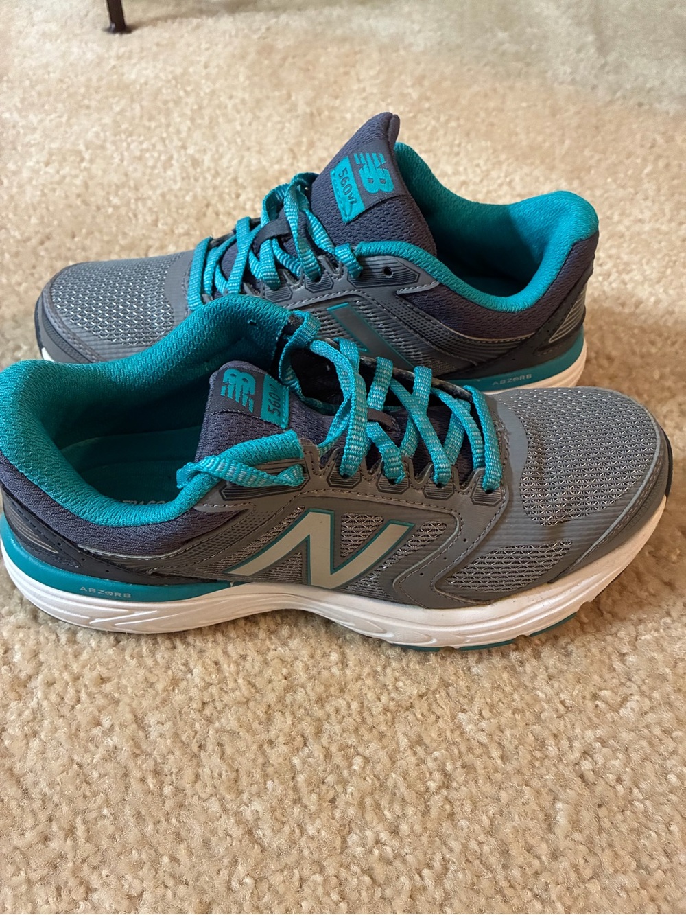 New Balance Women's 560v7 Grey & Teal Running Shoes